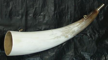 Сигнальный рожок Elless- France COR1140 из натурального рога длиной 40 см.